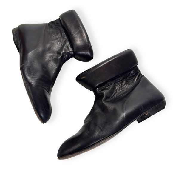 Vintage TOKIO KUMAGAI Black Leather Ankle Boots, Size 9 - Picture 2 of 9